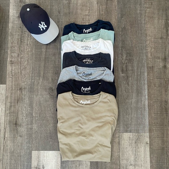 JACK AND JONES BASIC LONG FIT T-SHIRT - Picture 1 of 4